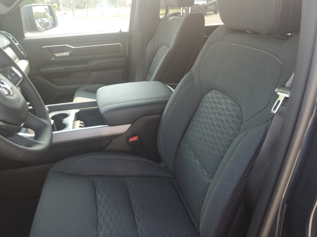 2025 Ram 1500 Big Horn Lone Star photo 12