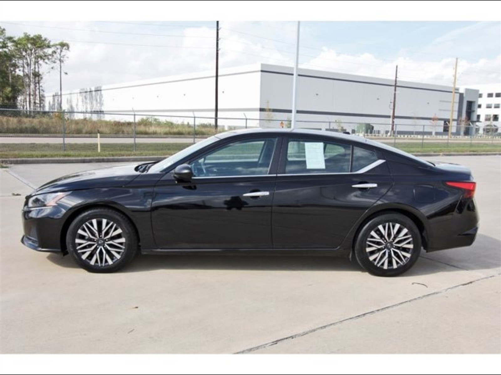 2024 Nissan Altima 2.5 SV Black at Robbins Nissan