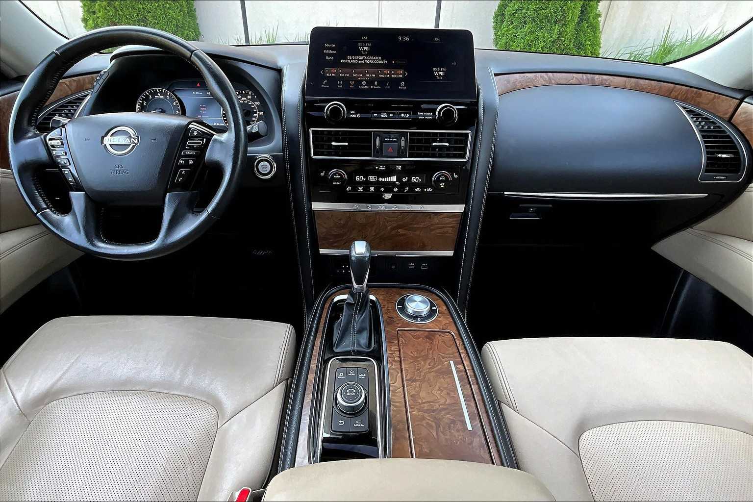 2023 Nissan Armada SL photo 15