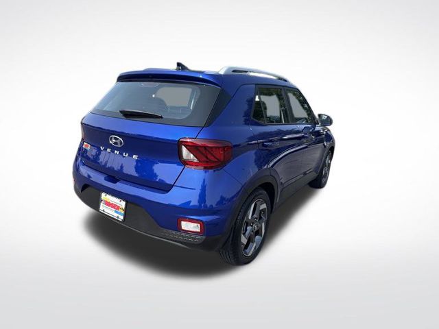2022 Hyundai Venue SEL Limited photo 3
