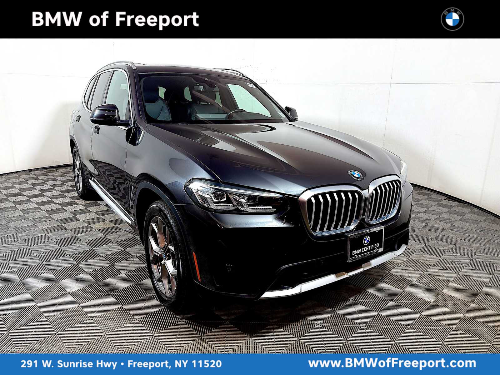 2022 BMW X3 30i's photo