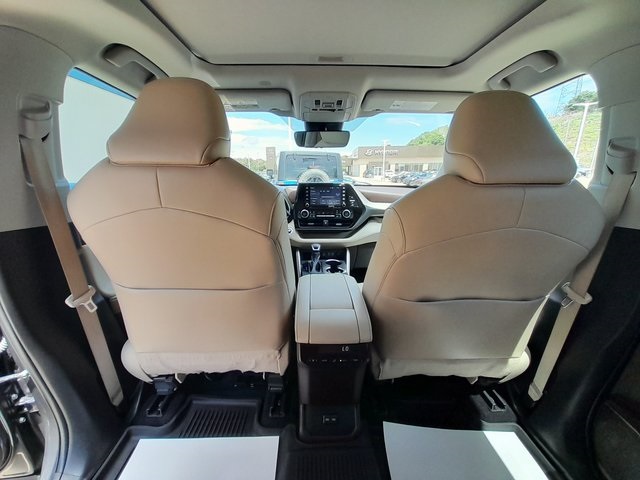 2022 Toyota Highlander XLE photo 41