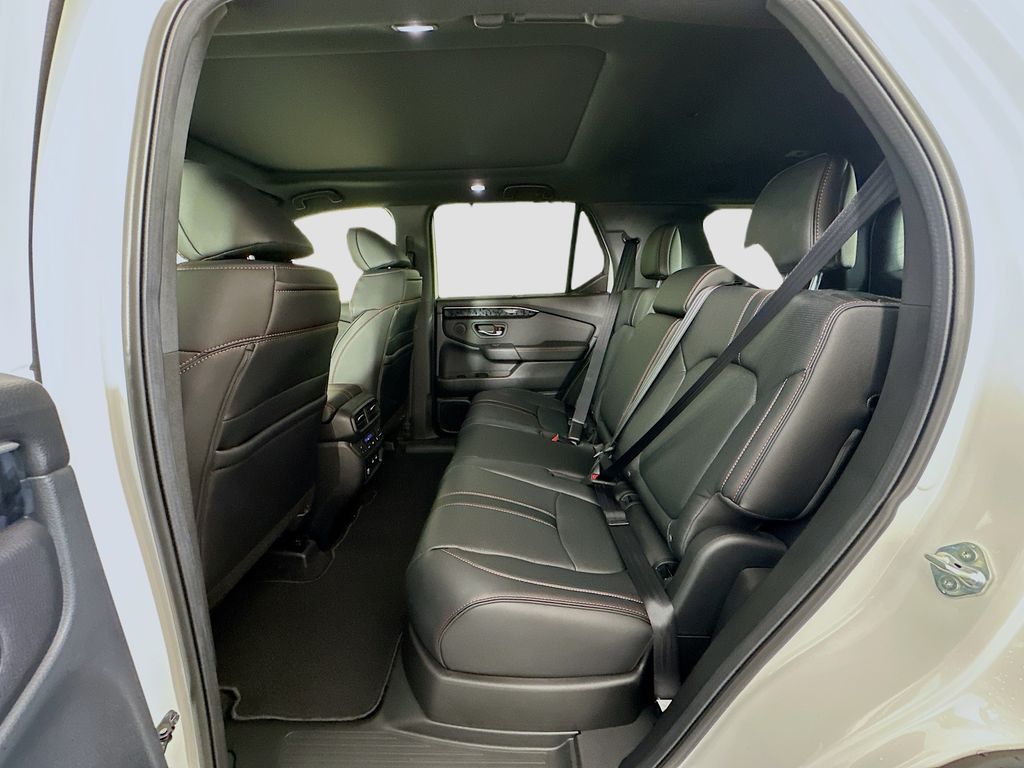 2026 Honda Passport TrailSport Elite photo 17