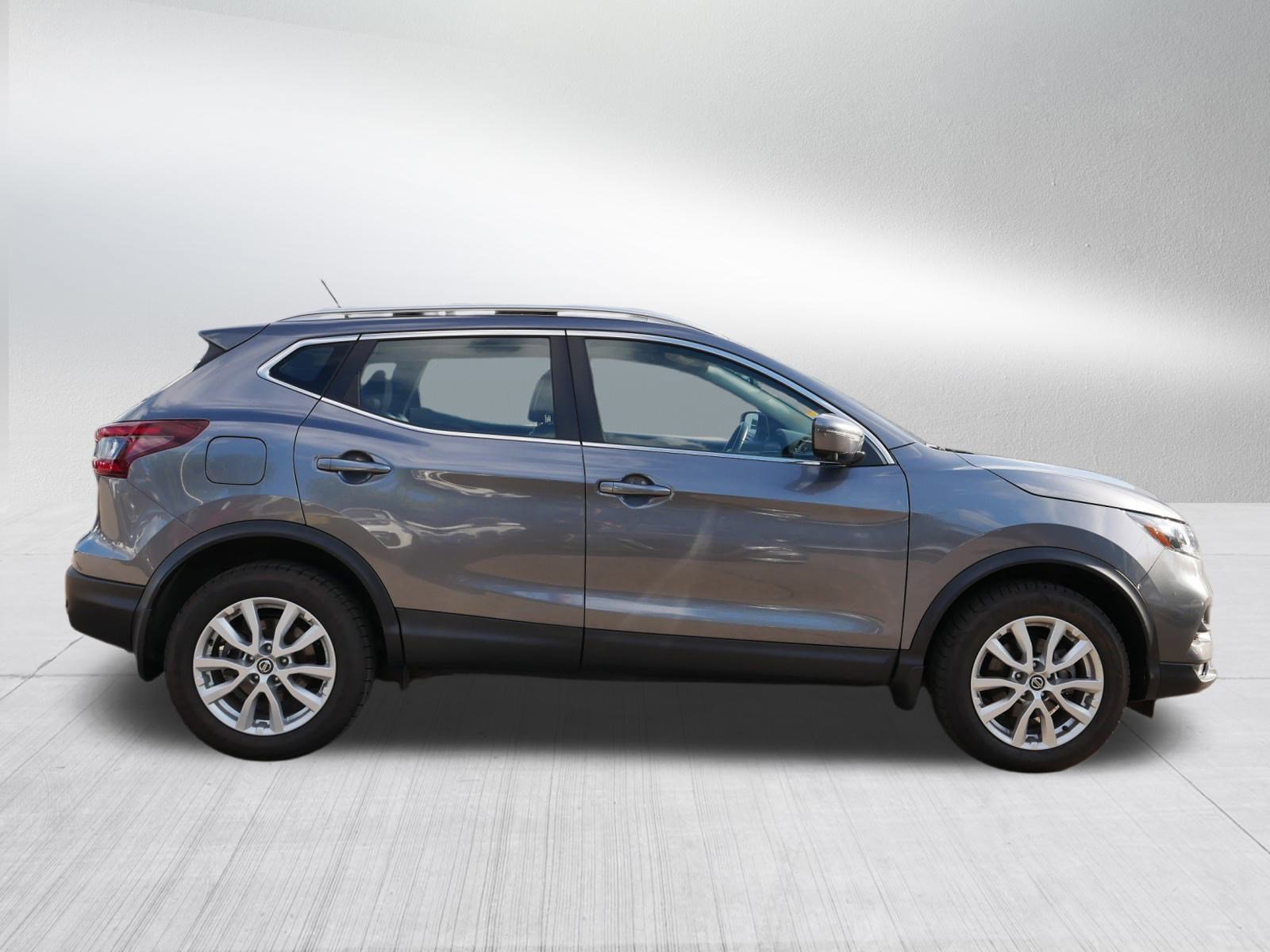 2020 Nissan Rogue Sport SV photo 8