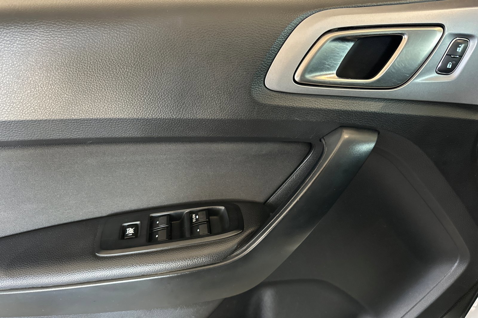 2021 Ford Ranger XLT photo 10