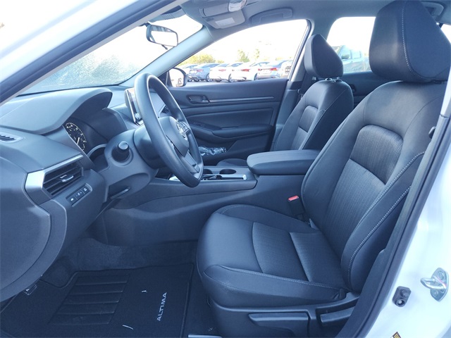 2025 Nissan Altima 2.5 S photo 4