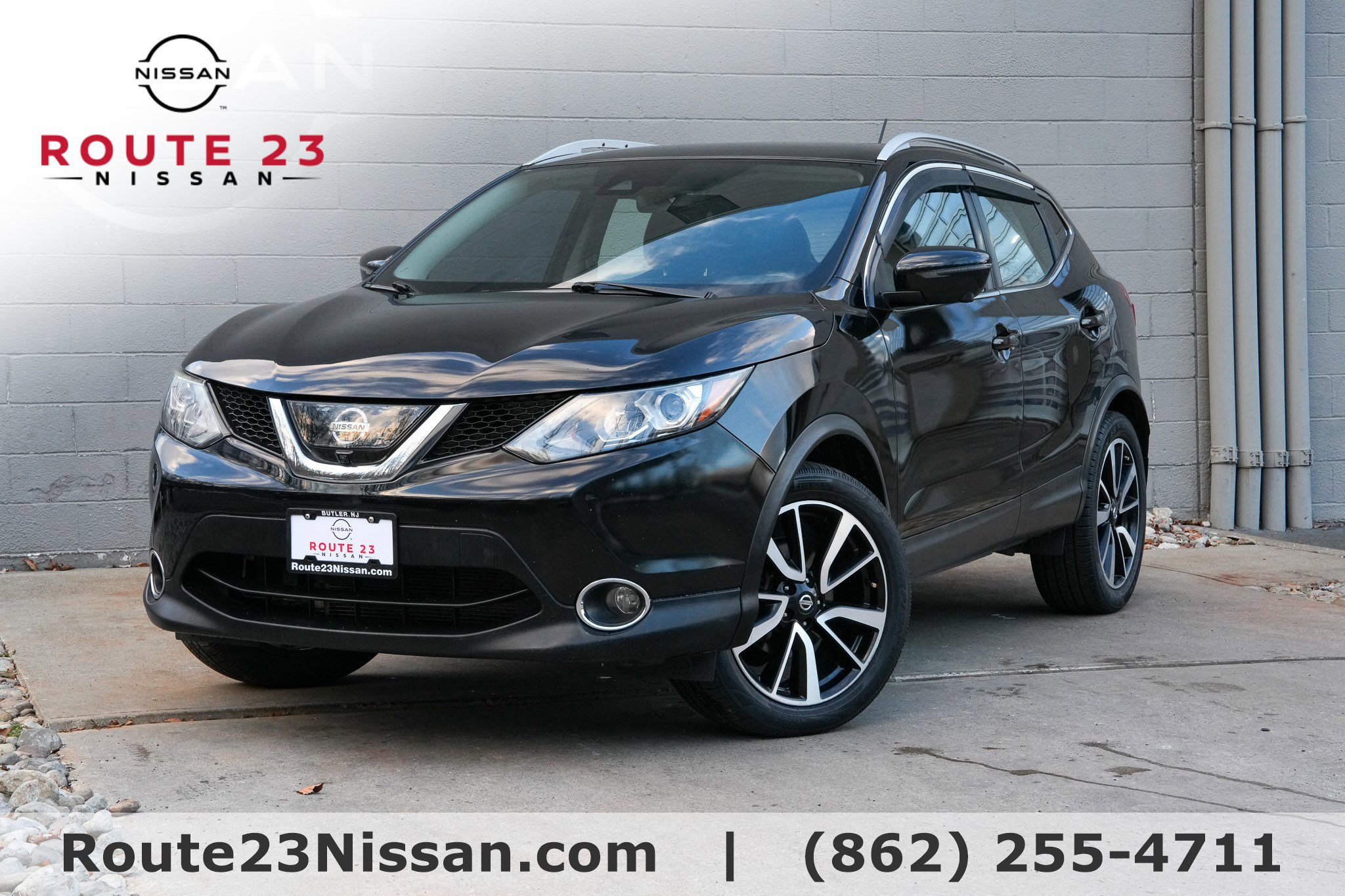 2017 Nissan Rogue Sport SL's photo