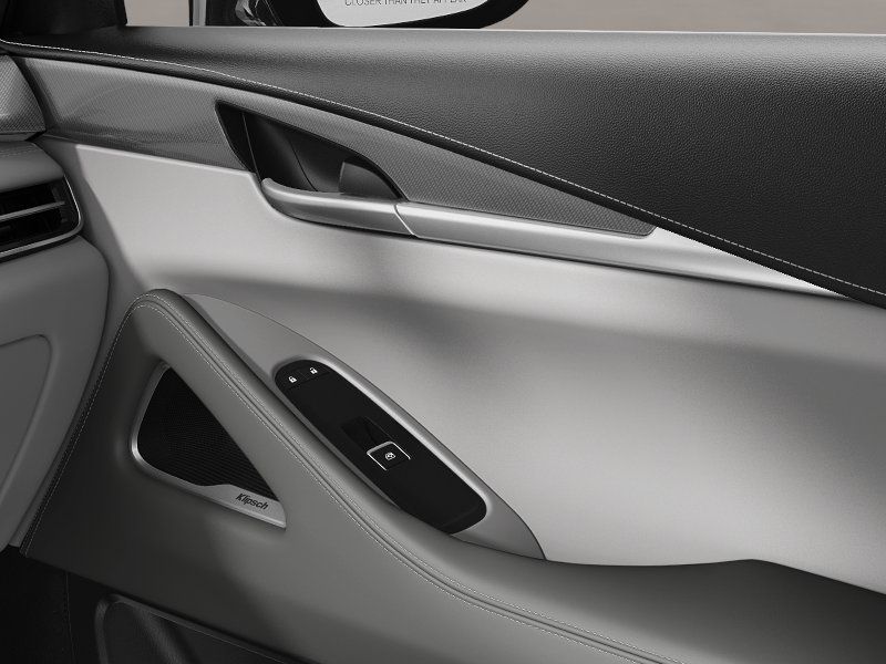 2026 Infiniti QX60 Luxe photo 18