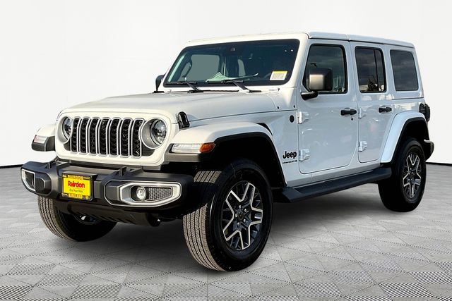 2025 Jeep Wrangler Sahara photo 2