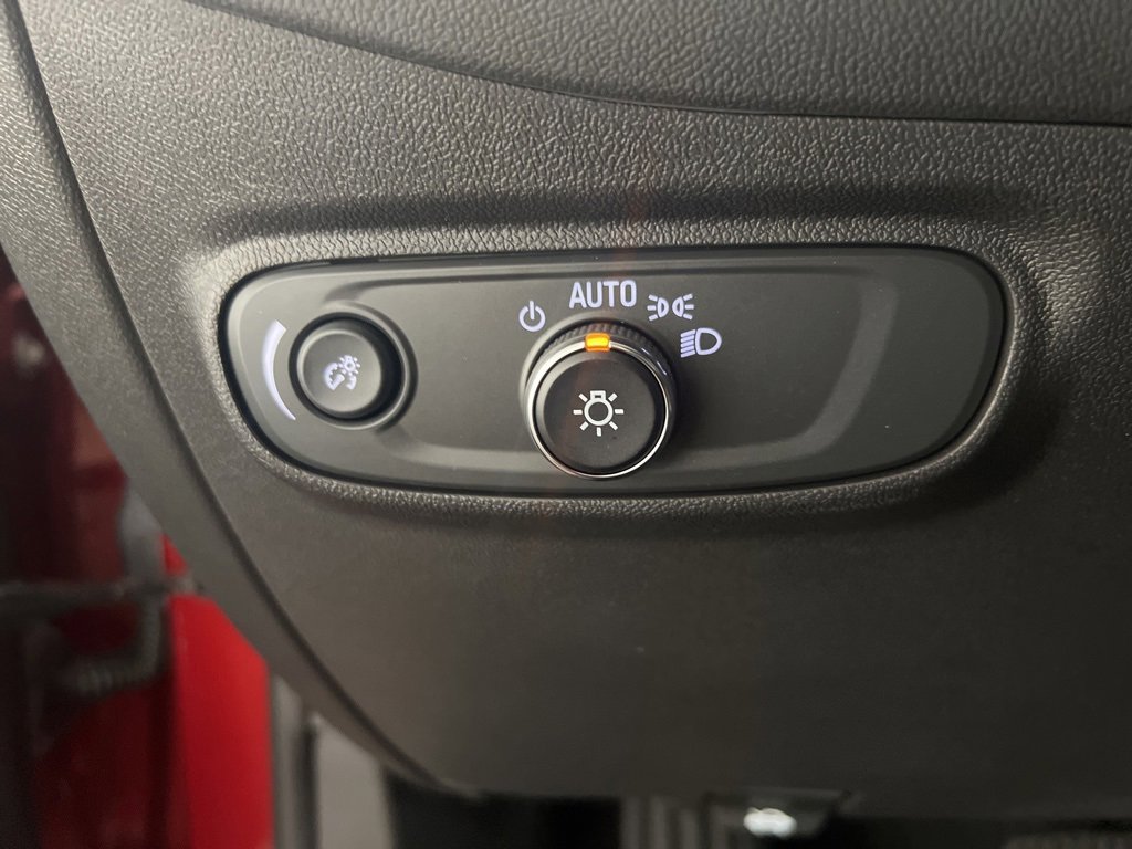 2023 Chevrolet Equinox LT photo 10