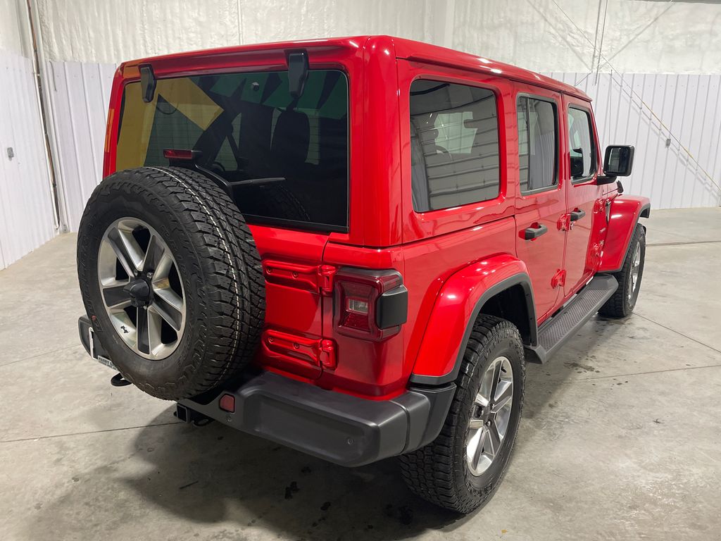 2021 Jeep Wrangler Unlimited Sahara photo 2