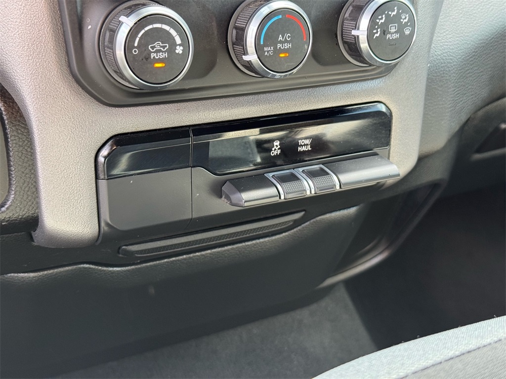2022 Ram 1500 Big Horn Lone Star photo 30