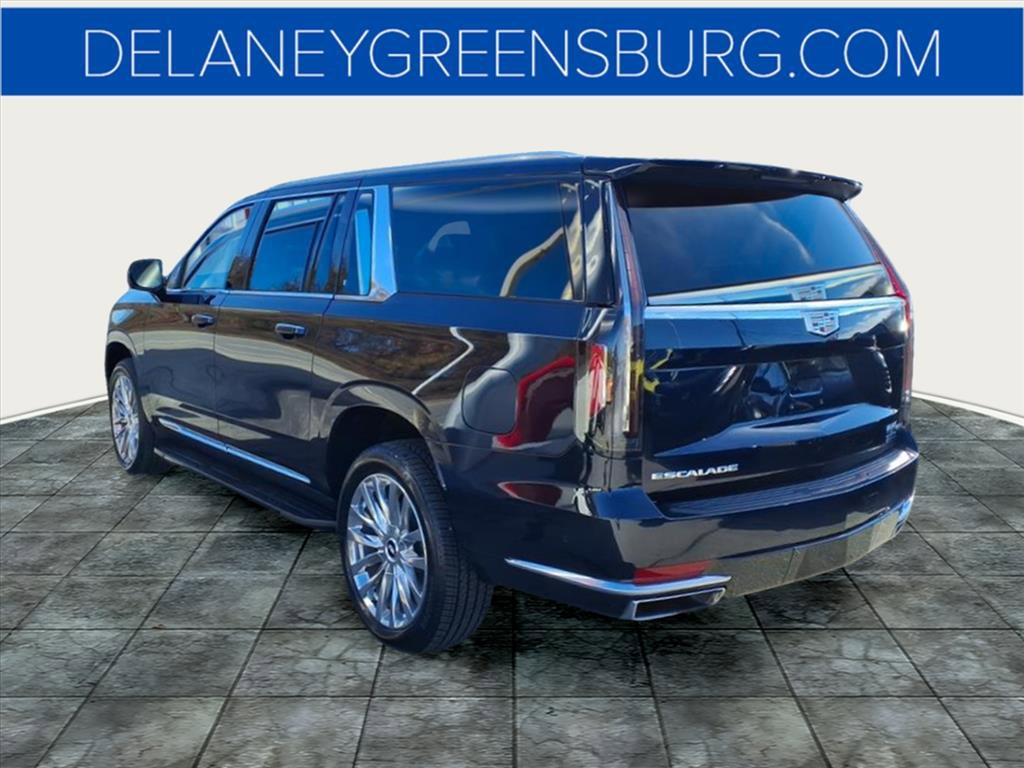 2023 Cadillac Escalade ESV Premium Luxury photo 4