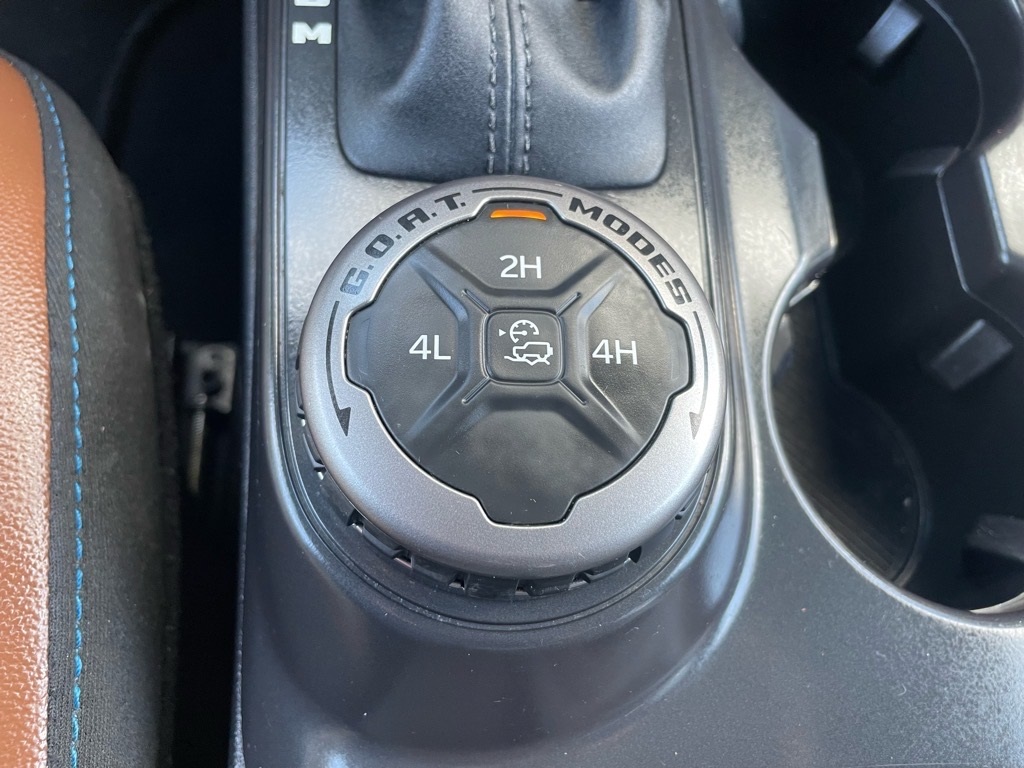 2024 Ford Bronco Outer Banks photo 20