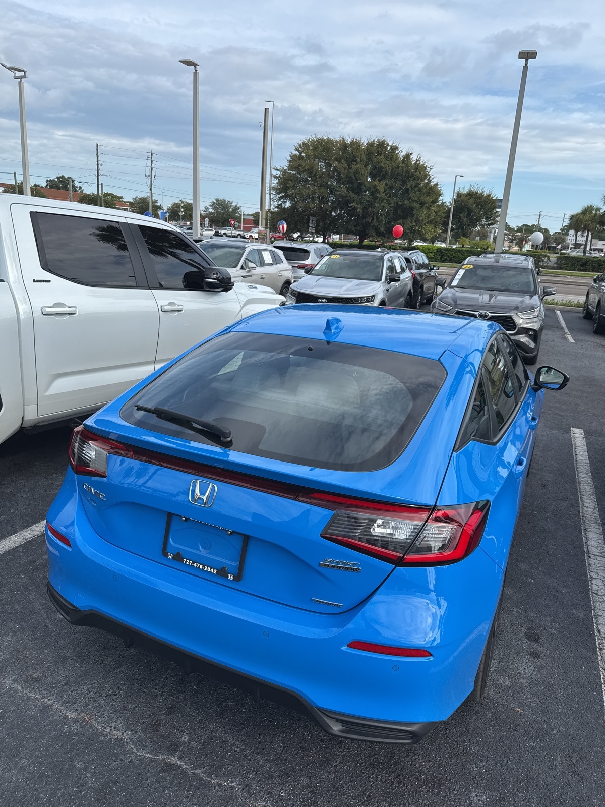 2025 Honda Civic Hatchback Hybrid Sport Touring photo 3