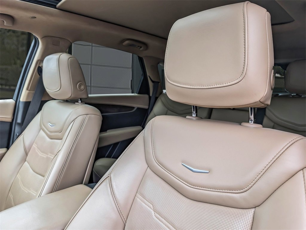 2022 Cadillac XT5 Platinum Premium Luxury photo 10