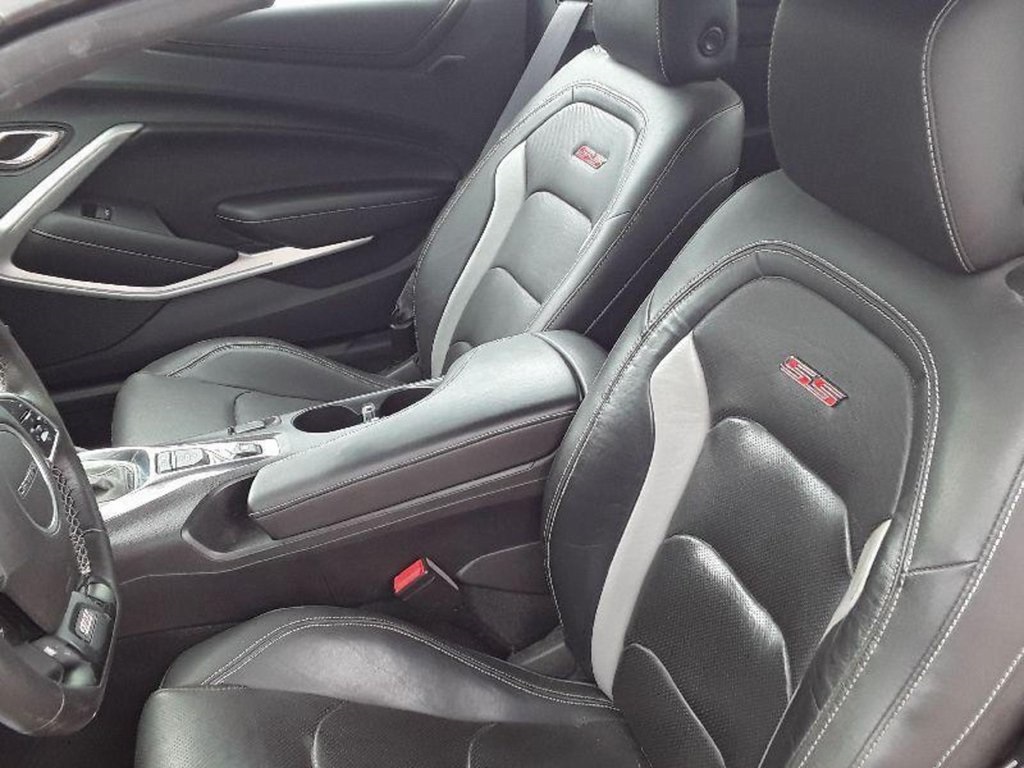 2016 Chevrolet Camaro SS photo 5
