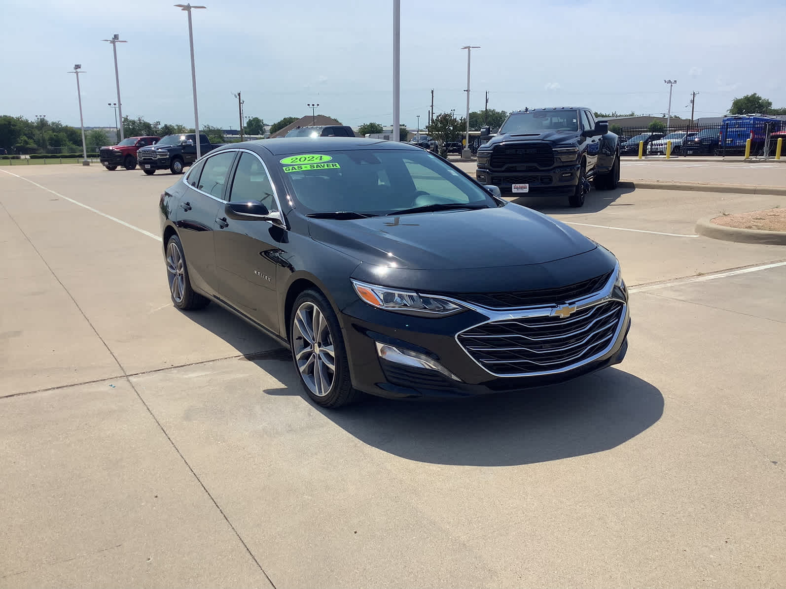 2024 Chevrolet Malibu Premier 2LT photo 2