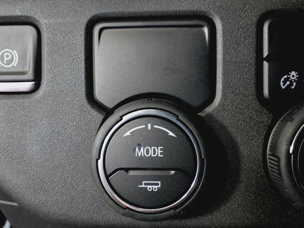 2025 Chevrolet Silverado 1500 LT photo 6