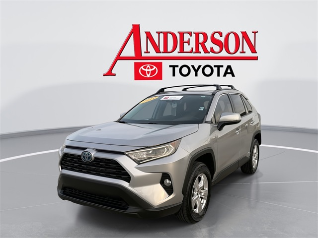 2019 Toyota RAV4 XLE's photo