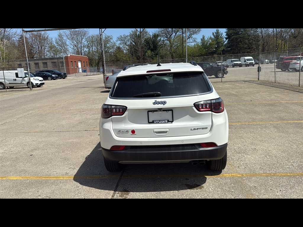 2021 Jeep Compass Limited photo 29