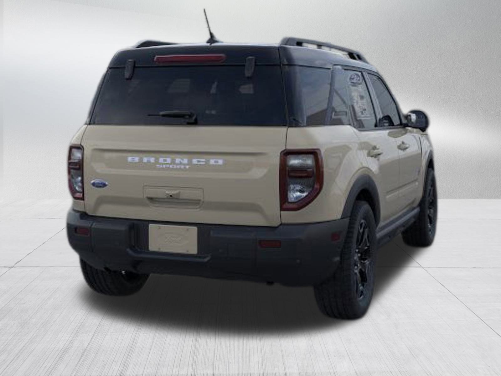 2025 Ford Bronco Sport Outer Banks photo 7