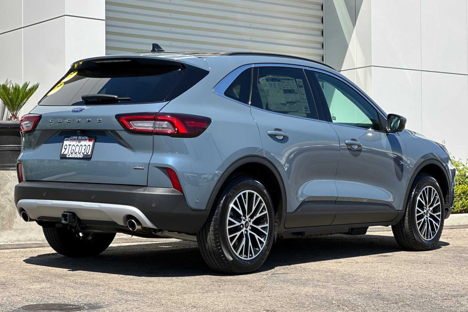 2024 Ford Escape Plug-In Hybrid Base photo 2