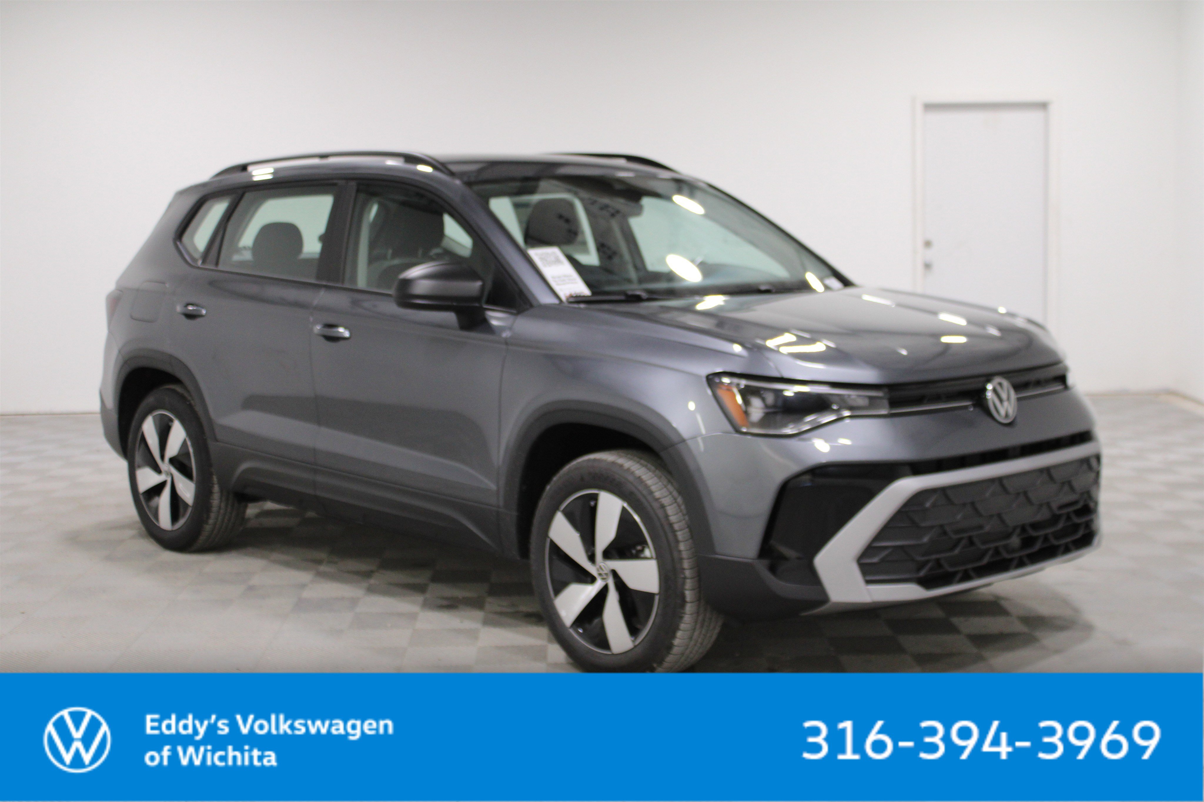 2025 Volkswagen Taos S's photo