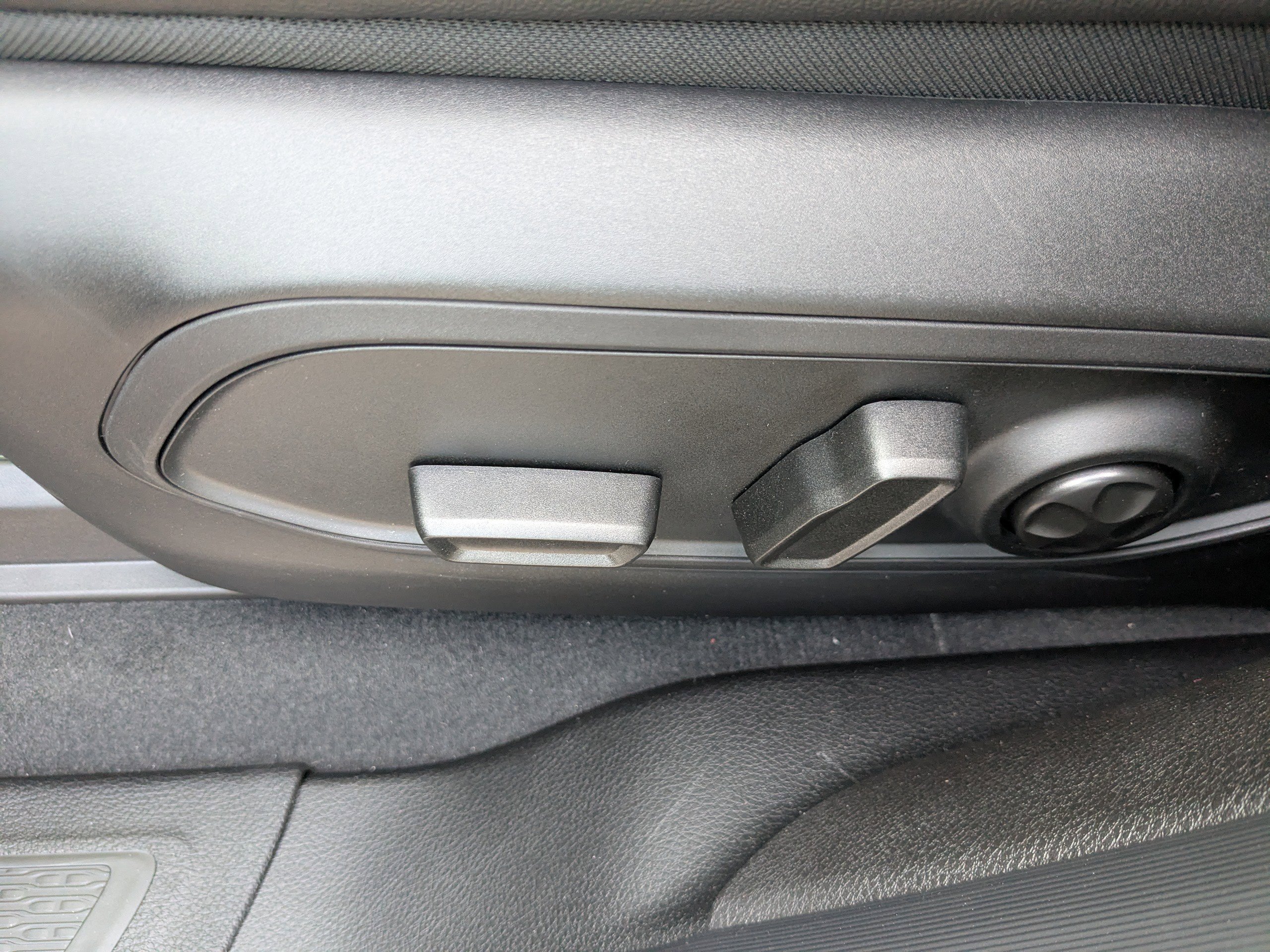2025 Jeep Grand Cherokee Altitude photo 22