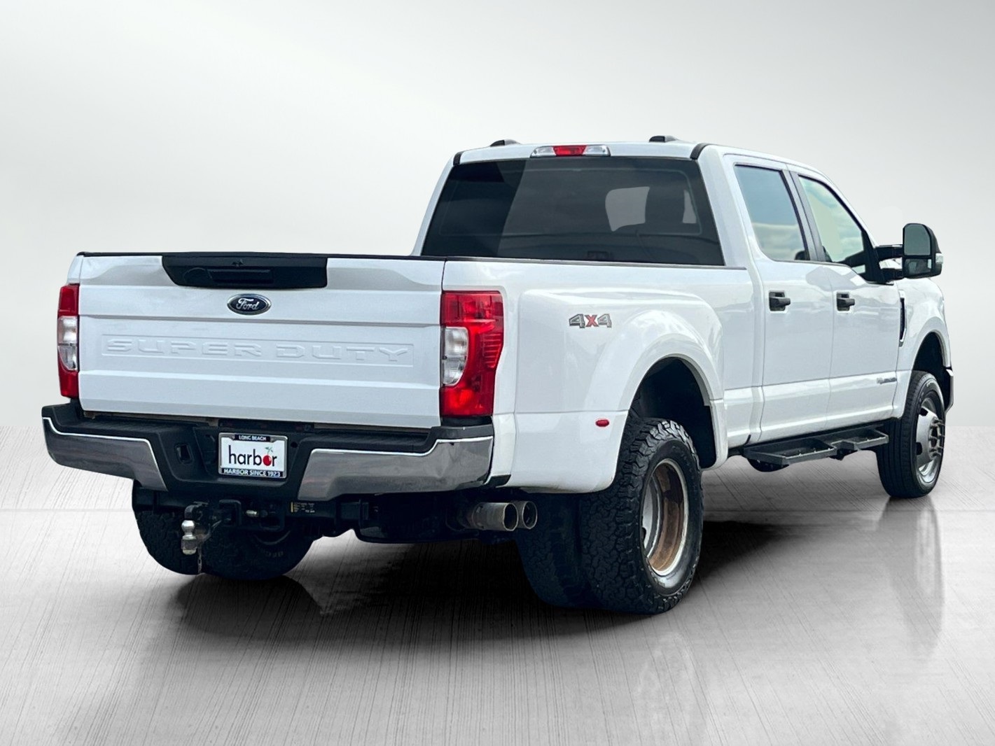 2022 Ford F-350 XL photo 4
