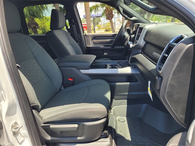 2025 Ram 3500 Big Horn photo 12
