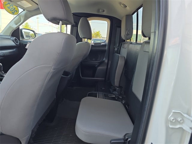 2021 Toyota Tacoma SR photo 13