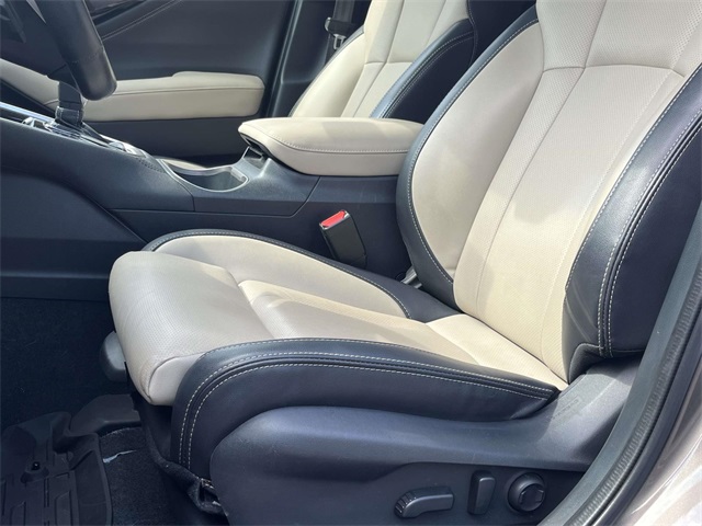 2021 Subaru Outback Limited XT photo 12
