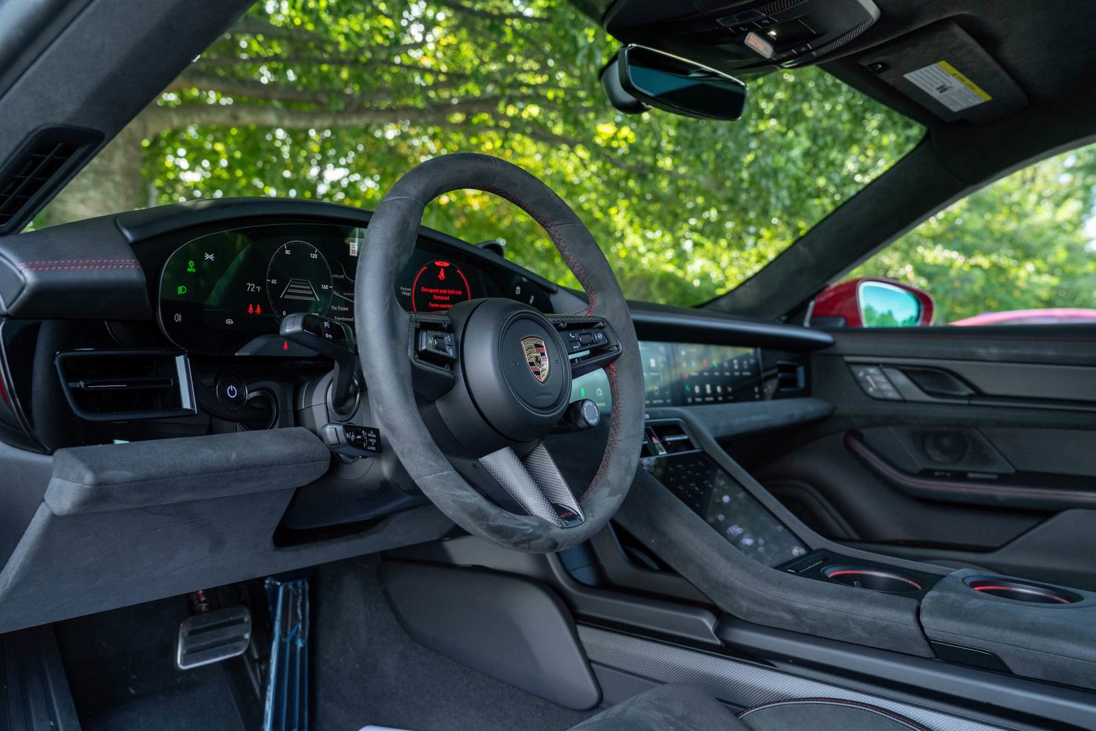 2023 Porsche Taycan GTS photo 4