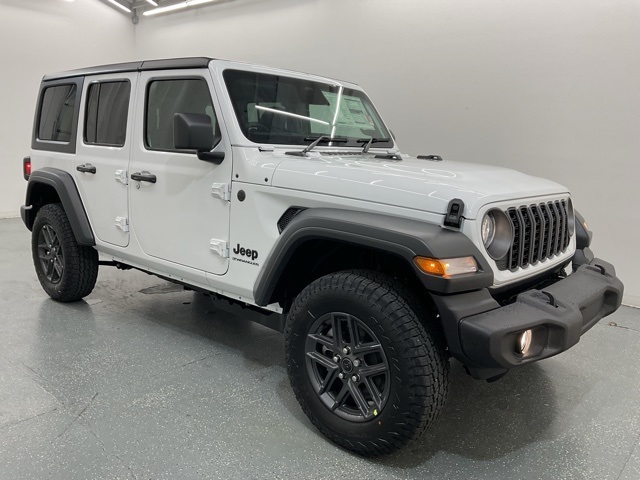 2026 Jeep Wrangler Sport photo 4