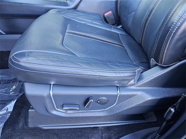 2022 Ford Expedition MAX Platinum photo 22