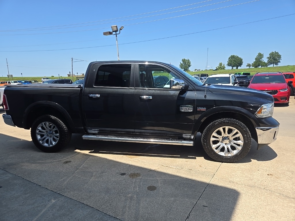 2017 Ram 1500 Laramie photo 13