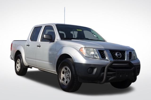 2016 Nissan Frontier S's photo