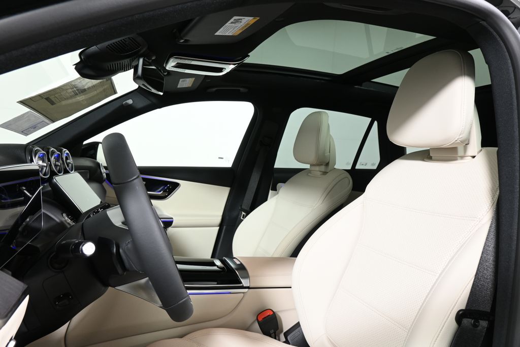 2025 Mercedes Benz GLC 300 4MATIC photo 10