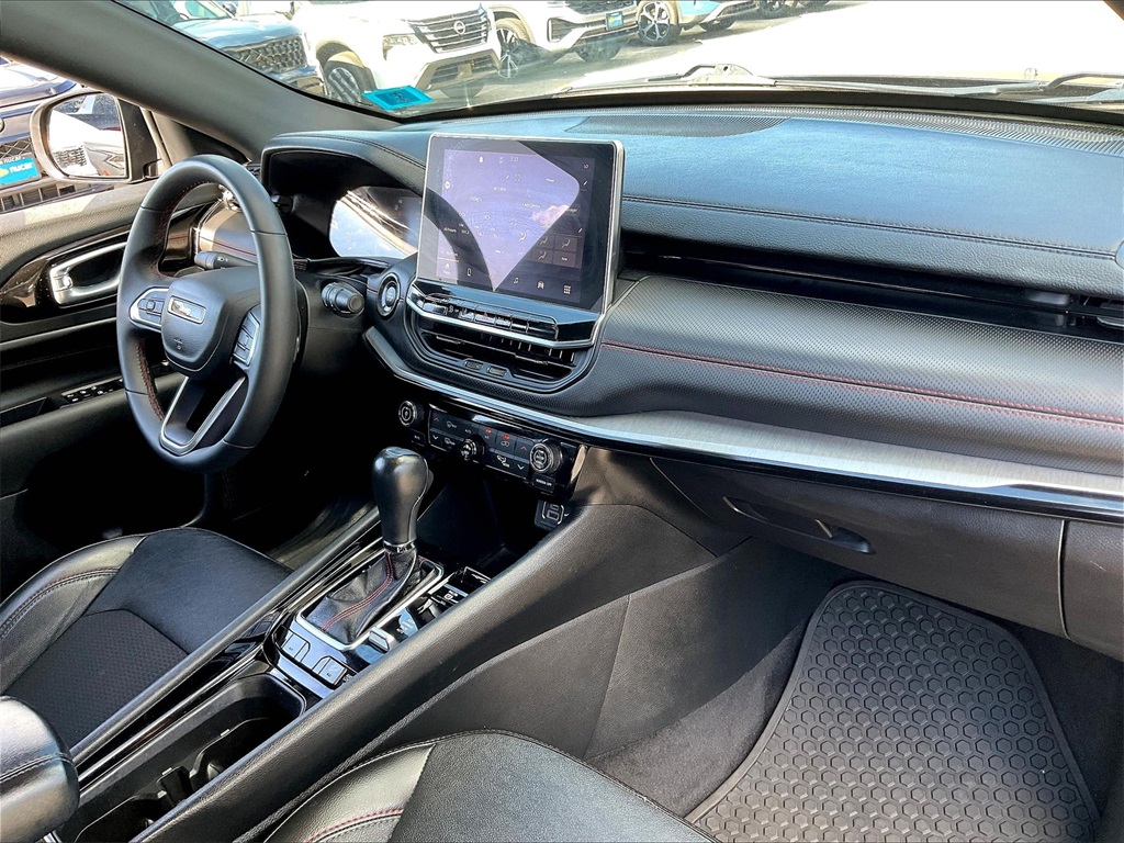 2023 Jeep Compass Trailhawk photo 13