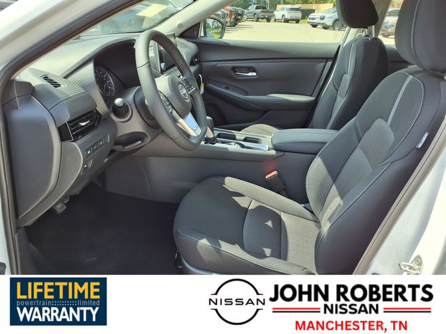 2025 Nissan Sentra SV photo 3