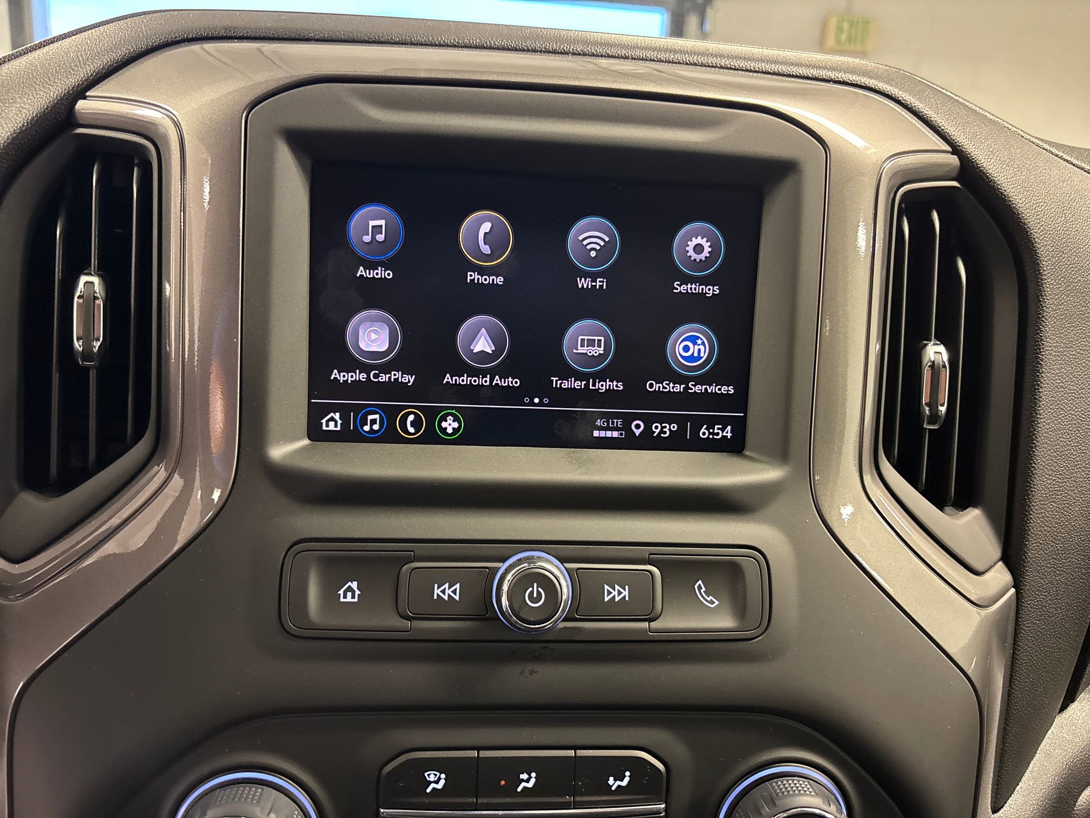 2025 Chevrolet Silverado 3500HD photo 28