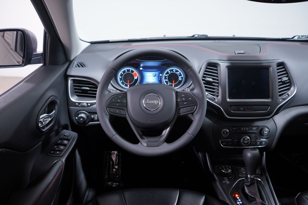2020 Jeep Cherokee Trailhawk photo 9
