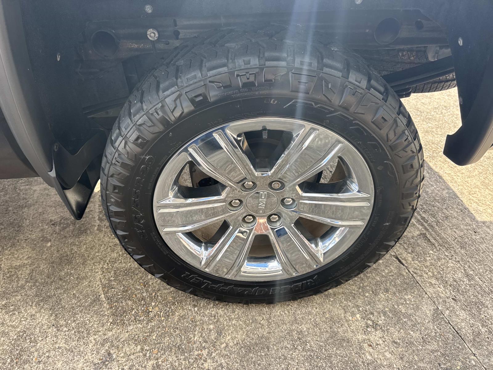 2018 Gmc Sierra 1500 SLT photo 2