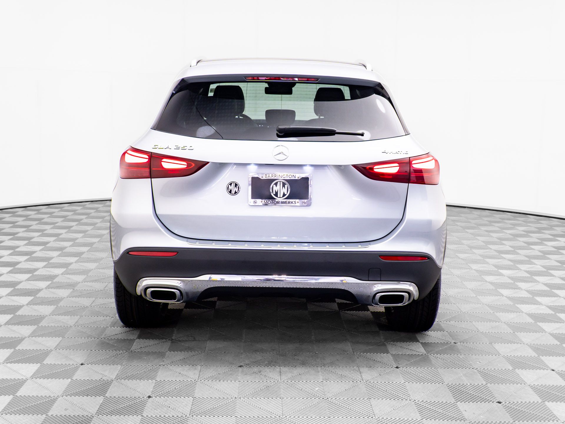 2026 Mercedes Benz GLA 250 4MATIC photo 3