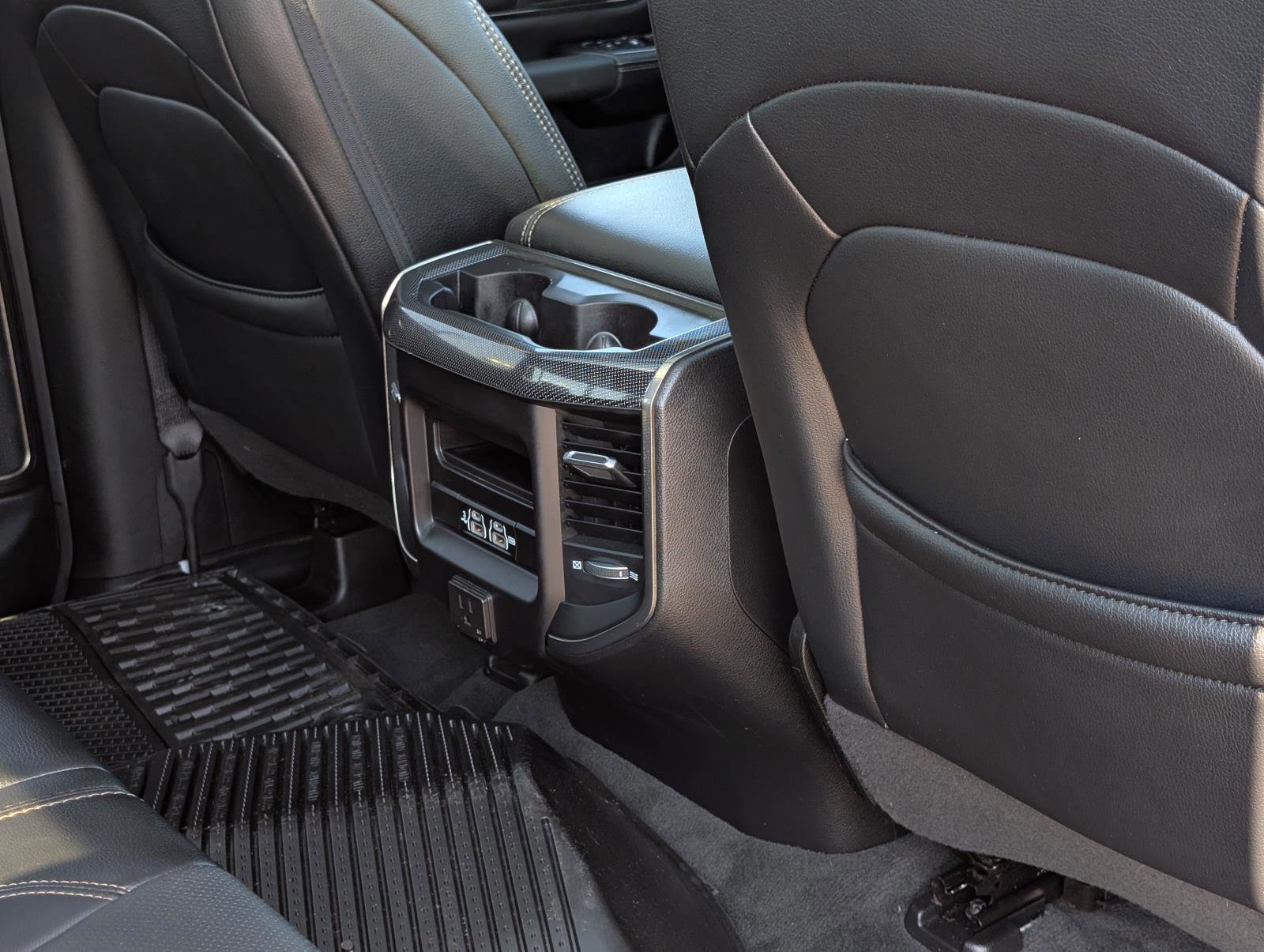 2020 Ram 1500 Rebel photo 34