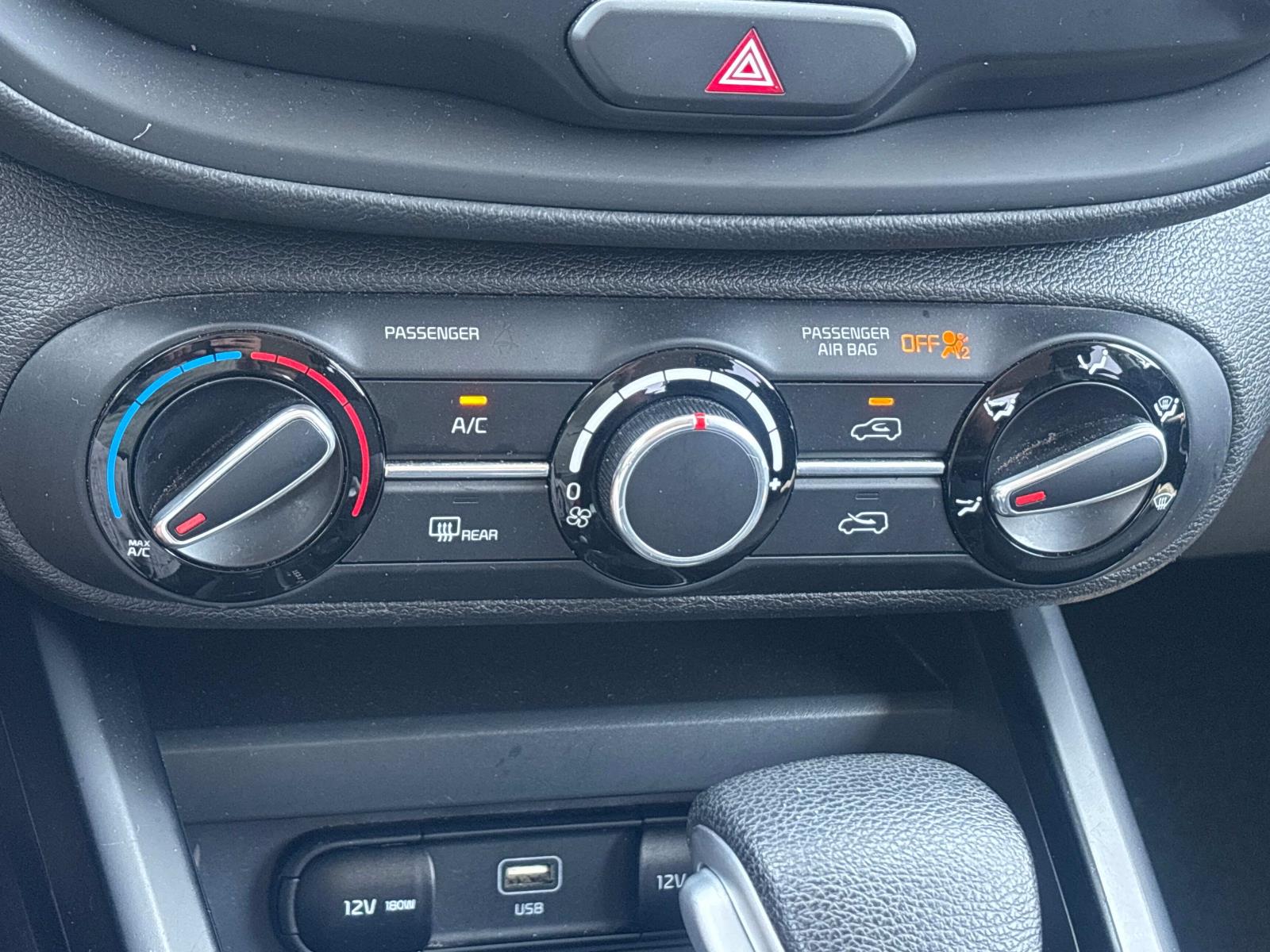 2023 Kia Soul LX photo 12