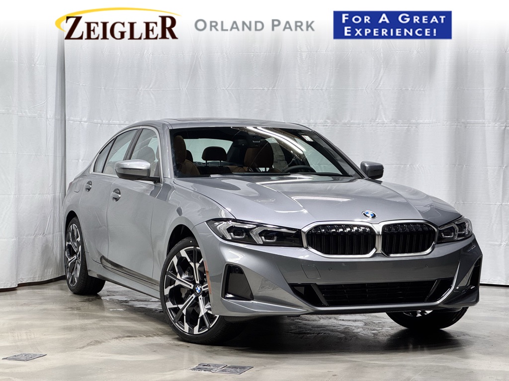 2026 BMW 3 Series 330i's photo