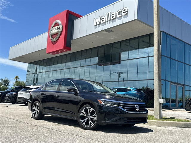 2022 Volkswagen Passat 2.0T SE photo 2