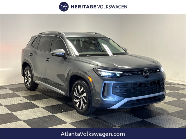 2025 Volkswagen Tiguan S's photo